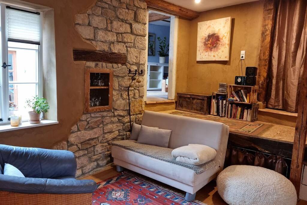 Schöne Ferienwohnung mit Kamin Neustadt an der Weinstraße Exterior foto