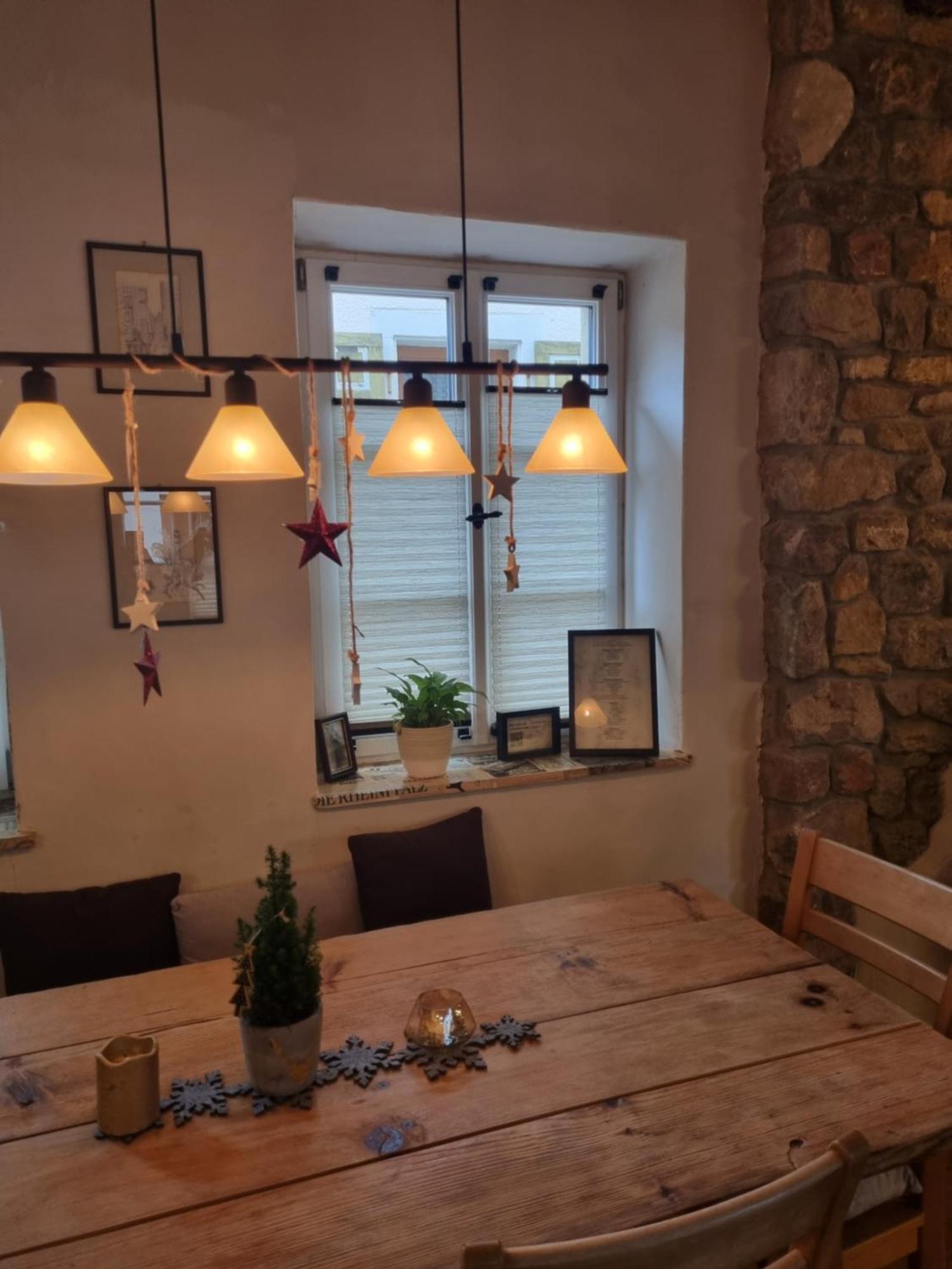 Schöne Ferienwohnung mit Kamin Neustadt an der Weinstraße Exterior foto